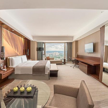 Marco Polo Ortigas Manila Pasig City Exterior foto