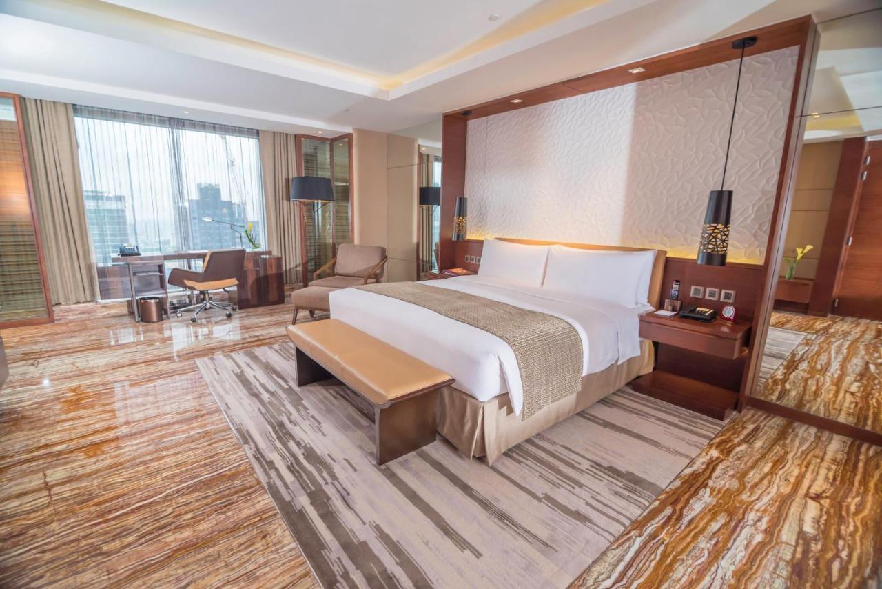 Marco Polo Ortigas Manila Pasig City Exterior foto